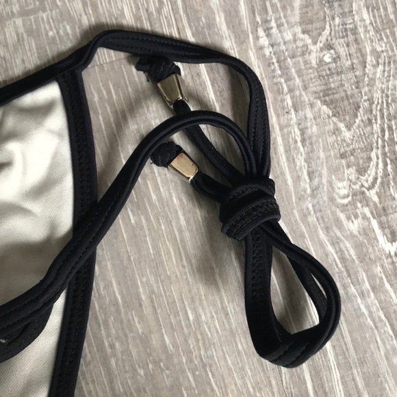 Swimwear size 11 - Picture 5 of 7